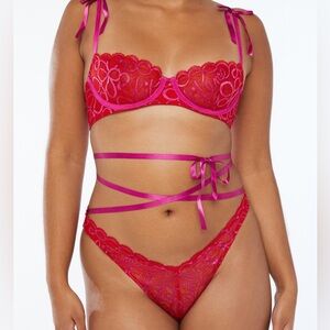 🆕 Savage X Fenty Red and Pink LACE BRAZILIAN Panty WITH REMOVABLE Ribbon TIE NWT